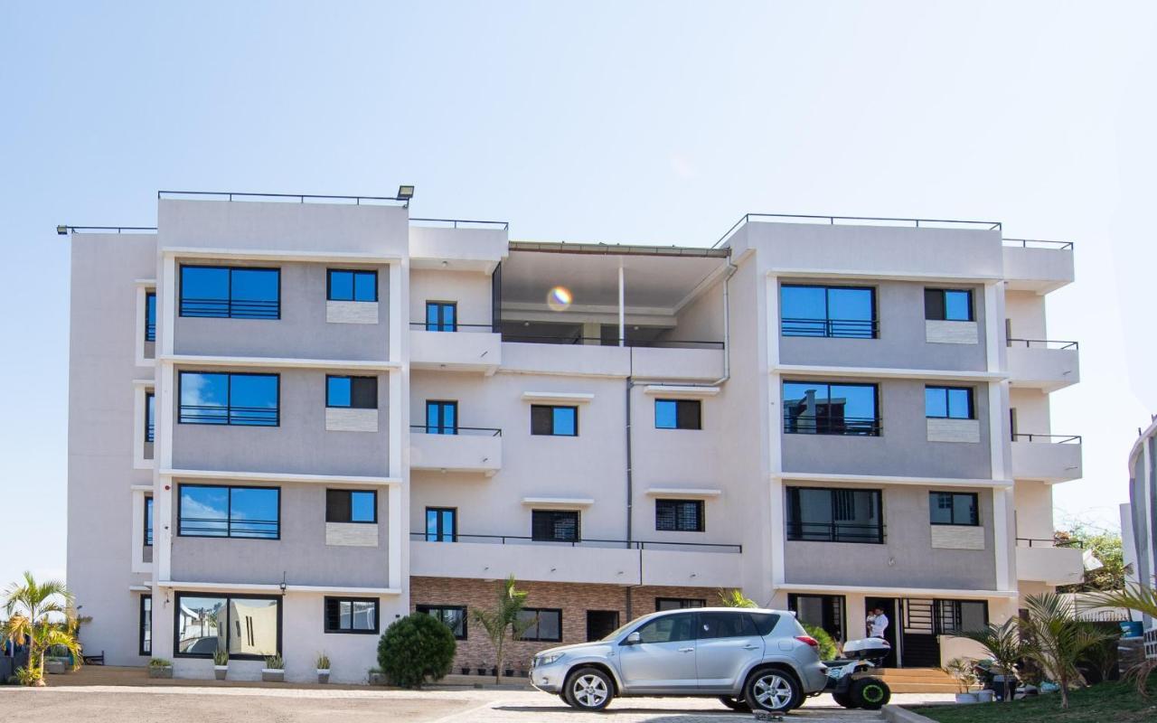 Milestone City Appartements - Avec Restaurant - Sans Coupure D'Electricite - Vues Imprenables Tananarive Extérieur photo