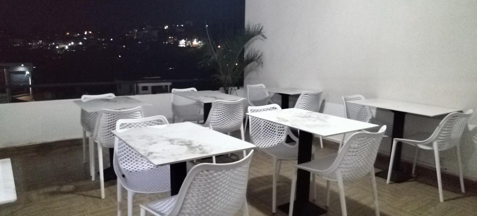 Milestone City Appartements - Avec Restaurant - Sans Coupure D'Electricite - Vues Imprenables Tananarive Extérieur photo